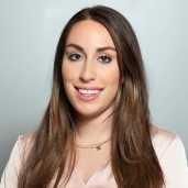Melina Mende Gavira, Associate - Talent Team at EY Germany