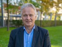 Nikolaus von der Decken , Leiter Burda Journalistenschule at Hubert Burda Media