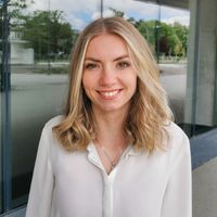Viviana Siemienowski, Junior Global HR Product Manager