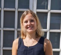 Elena Könitz, Associate, Marketing
