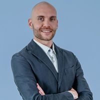 Maxim  Lehnert , Head of Project Management Service, former Power+ Graduate at Hitachi Energy