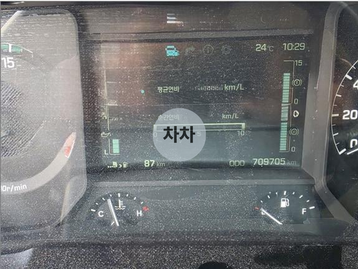 현대 엑시언트 25.5톤 후축 카고 8