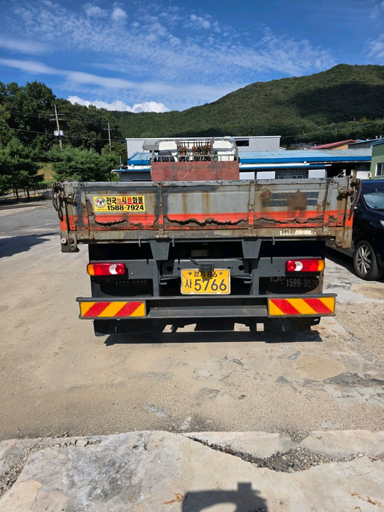 볼보 FL 5톤 후축 카고 / 내경 7.5m 4