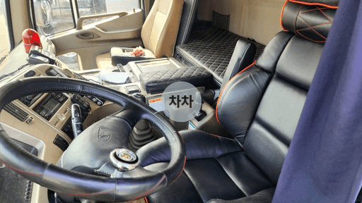 2015년 노부스 7.5톤 메인냉동 후축 냉장 윙바디 7.5톤 냉장 윙바디 중고화물차