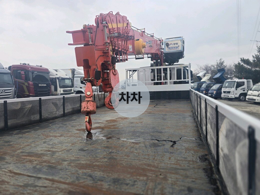 2023년 메가트럭 6.5톤 앞축 카고크레인 6.5톤 카고크레인 중고화물차