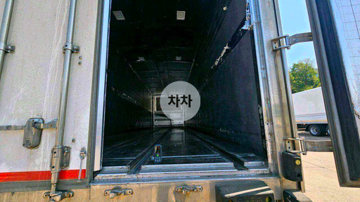 2024년 파비스 13.5톤 투냉 후축 냉동 원바디 13.5톤 냉동 원바디 중고화물차
