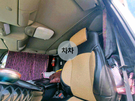 2017년 메가트럭 5톤 서브냉동 단바리 냉동탑 5톤 냉동탑 중고화물차