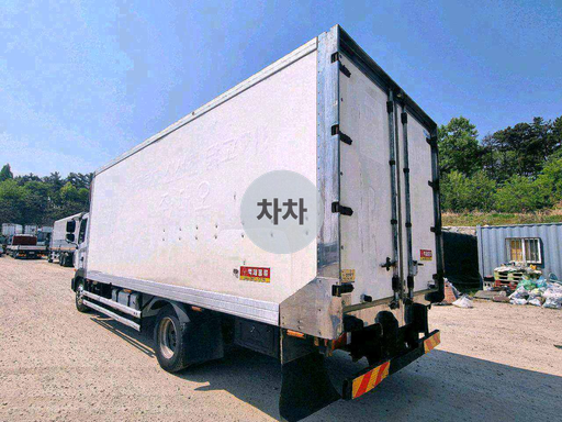 2017년 메가트럭 5톤 서브냉동 단바리 냉동탑 5톤 냉동탑 중고화물차