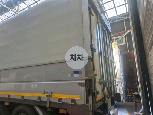 2023년 맥쎈 25톤 후축 상승 윙바디 25톤 상승 윙바디 중고화물차