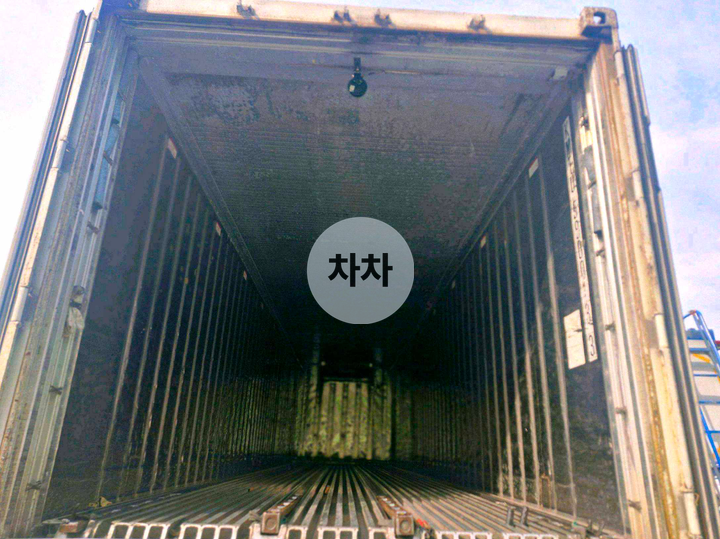 2001년 파워트럭 22톤 메인냉동 앞축 냉동탑 22톤 냉동탑 중고화물차