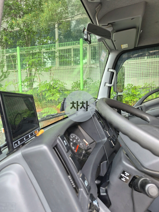 2018년 이스즈 엘프 3.5톤 광폭 메인냉동 냉동탑 3.5톤 냉동탑 중고화물차