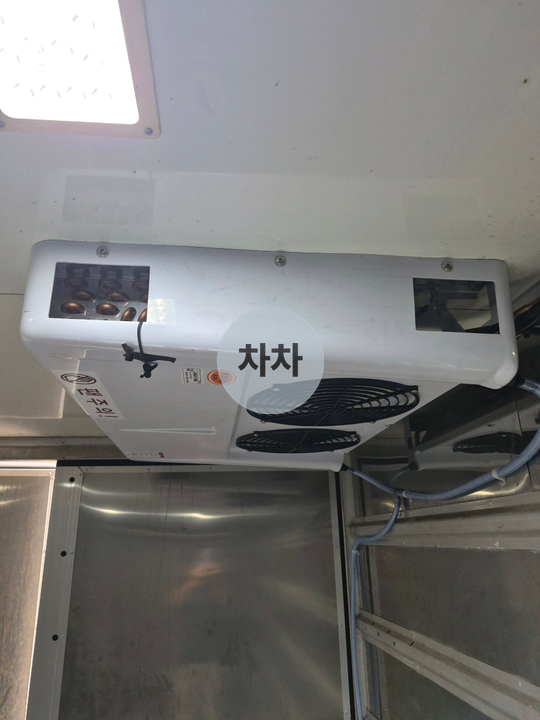 2018년 이스즈 엘프 3.5톤 광폭 메인냉동 냉동탑 3.5톤 냉동탑 중고화물차