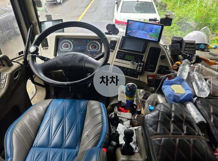 2015년 노부스 6.5톤 메인냉동 후축 냉장 윙바디 6.5톤 냉장 윙바디 중고화물차