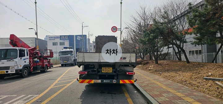 2017년 벤츠 아록스 고하중 25톤 후축 카고 25톤 카고 중고화물차