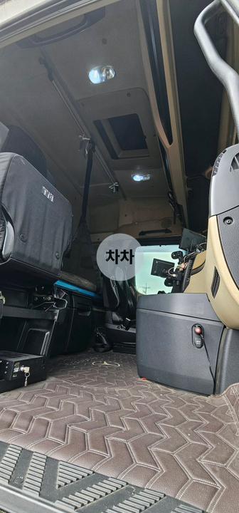 2017년 벤츠 아록스 고하중 25톤 후축 카고 25톤 카고 중고화물차