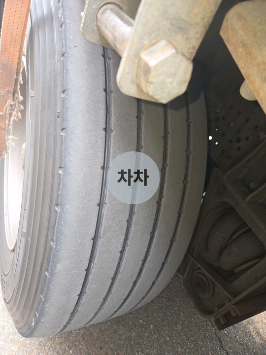 2017년 벤츠 아록스 25톤 후축 샤시 25톤 샤시 중고화물차
