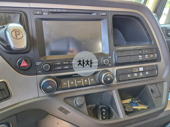 2017년 엑시언트 25톤 앞축 카고 25톤 카고 중고화물차