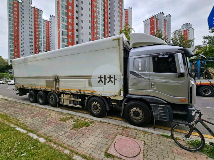 2020년 프리마 25톤 앞축 상승 윙바디 25톤 상승 윙바디 중고화물차