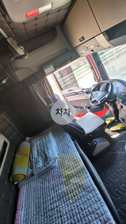 2020년 만 TGS 25톤 후축 상승 윙바디 25톤 상승 윙바디 중고화물차