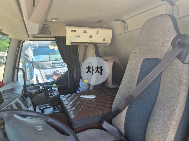 2018년 볼보 FL 4.5톤 후축 윙바디 4.5톤 윙바디 중고화물차