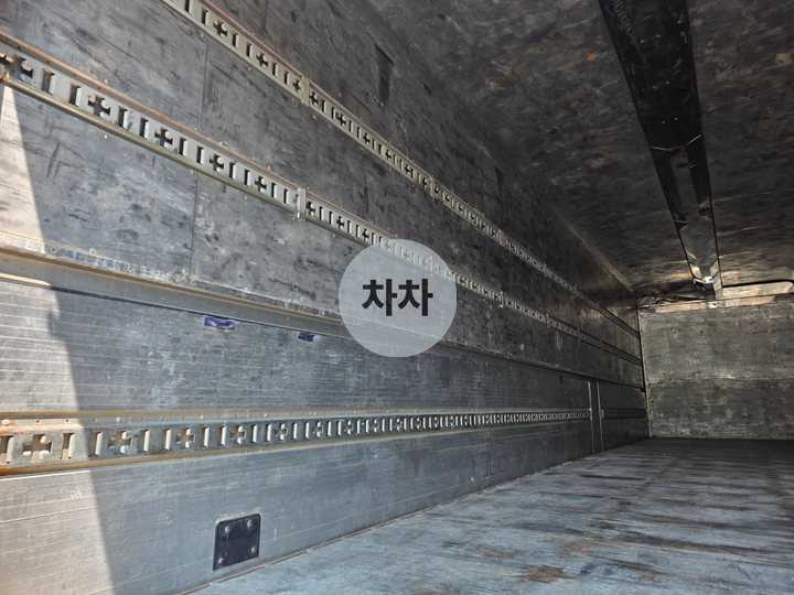 2020년 만 TGS 25톤 후축 무진동 상승 윙바디 25톤 상승 윙바디 중고화물차