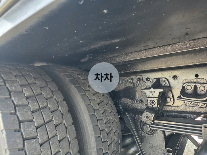 2017년 프리마 7.5톤 메인냉동 후축 냉장 윙바디 7.5톤 냉장 윙바디 중고화물차
