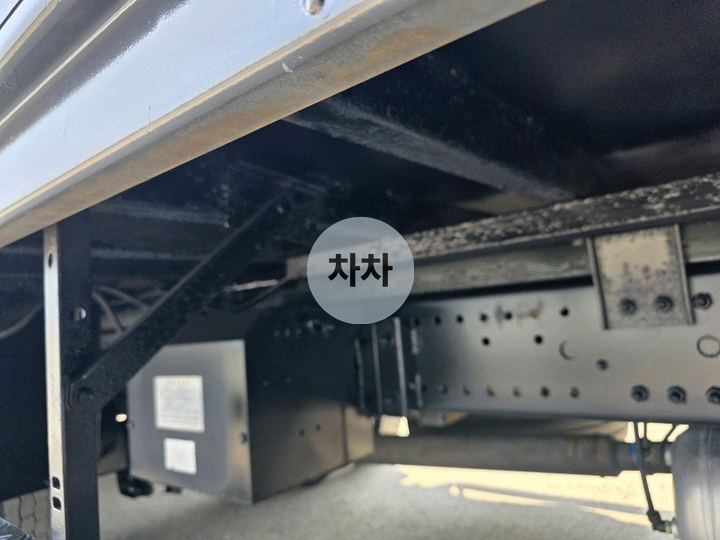 2017년 프리마 7.5톤 메인냉동 후축 냉장 윙바디 7.5톤 냉장 윙바디 중고화물차