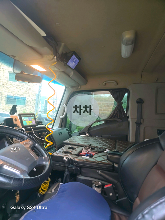 2020년 마이티와이드 고하중 3.5톤 광폭 무진동 원바디 리프트 3.5톤 원바디 중고화물차