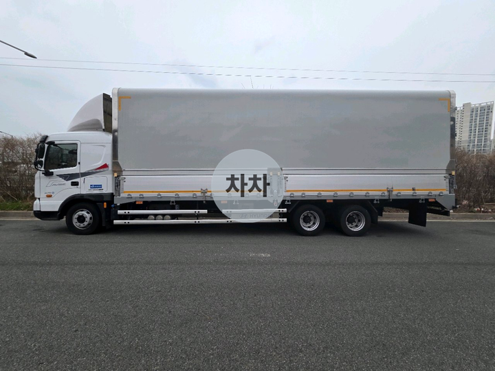 2025년 파비스 8.1톤 후축 윙바디 8.1톤 윙바디 중고화물차