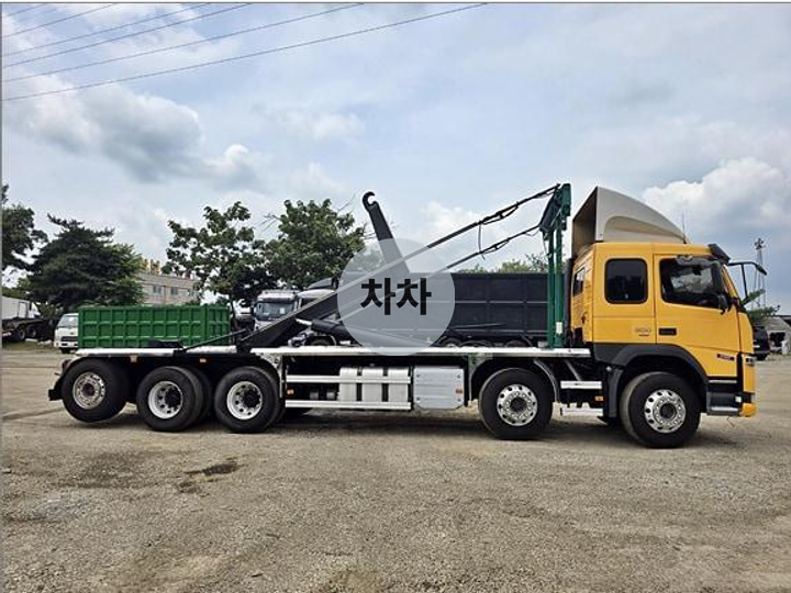 볼보 투쓰리 암롤 롱바디 5