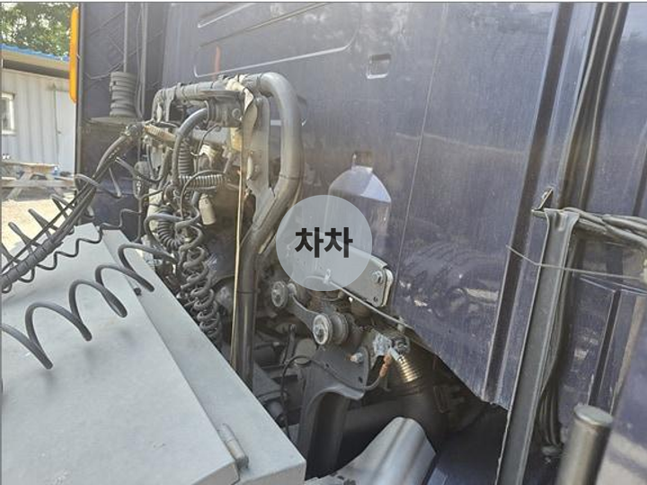 스카니아 추레라 9