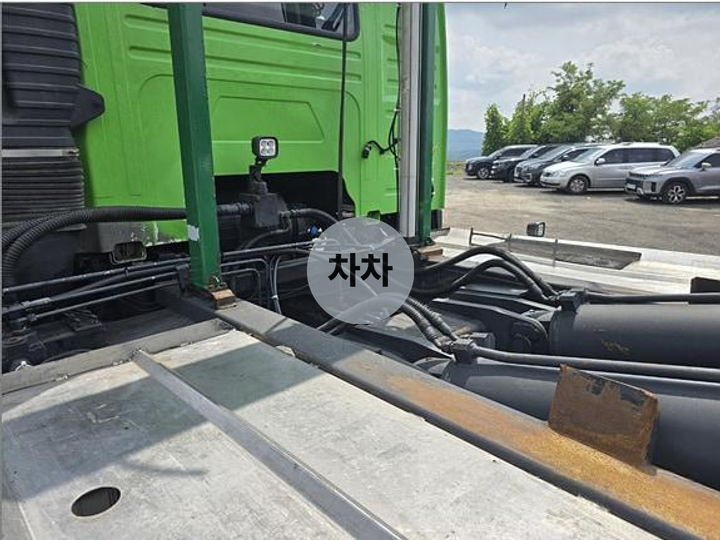 볼보 원쓰리 암롤 9