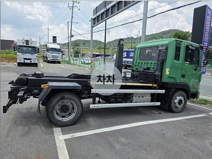 현대 메가 5.5톤 암롤 5