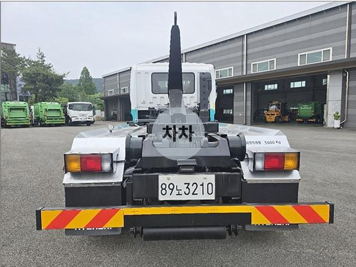 현대 메가트럭 5톤 암롤 6