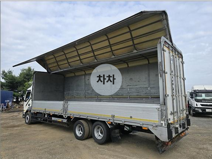 볼보 4.5톤 후축 윙바디 8
