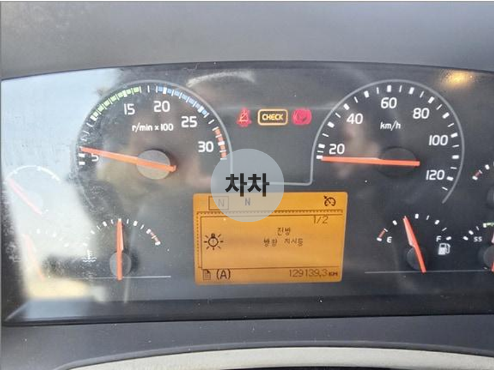 볼보 9.5톤 고상 암롤 10