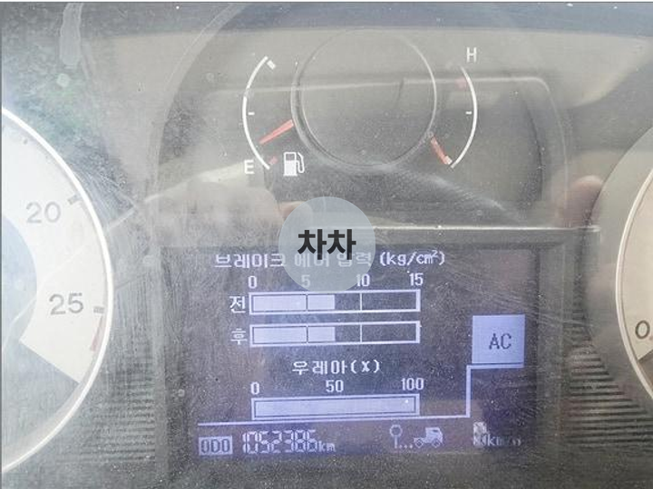 현대 트라고 25톤 암롤 롱바디 4