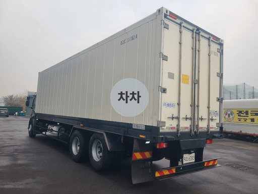 2018년 볼보 FL 6.5톤 후축 컨테이너 냉동탑 6.5톤 컨테이너 냉동탑 중고화물차