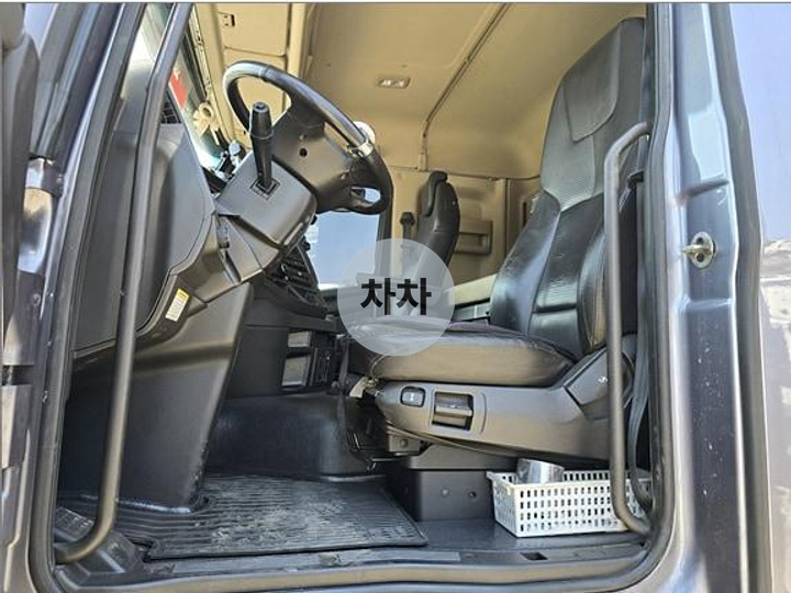 현대 엑시언트 25톤 카고 11
