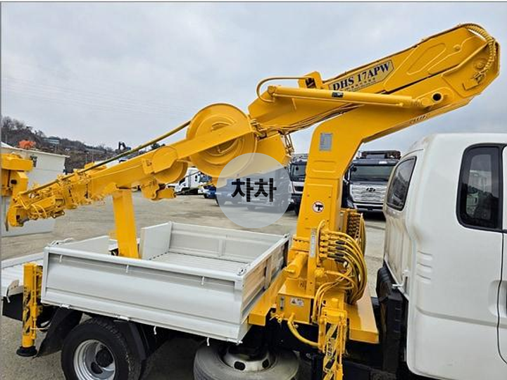 동해17M 고소작업차 12