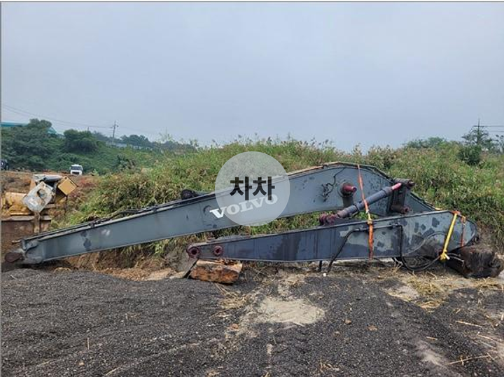 18년형 볼보 롱붐 중고화물차