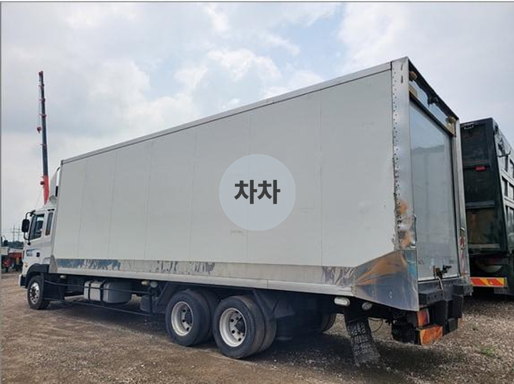 메가트럭 4.5톤 써브 냉동탑 5