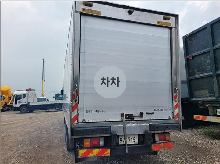 메가트럭 4.5톤 써브 냉동탑 6