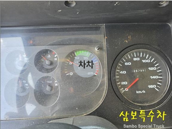 현대 24톤 알탱크 살수차 10