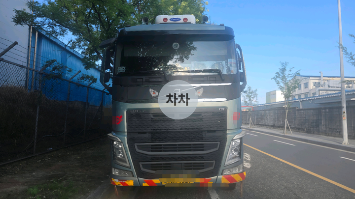 볼보 FH 25톤 후축 상승 윙바디 / 내경 10.2m 2