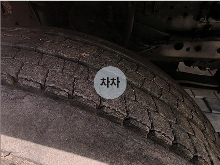 트라고 9.5톤 카고 롱바디 9