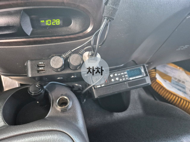 메가트럭 5톤 투냉 단바리 냉동탑 리프트 / 내경 6.8m 8