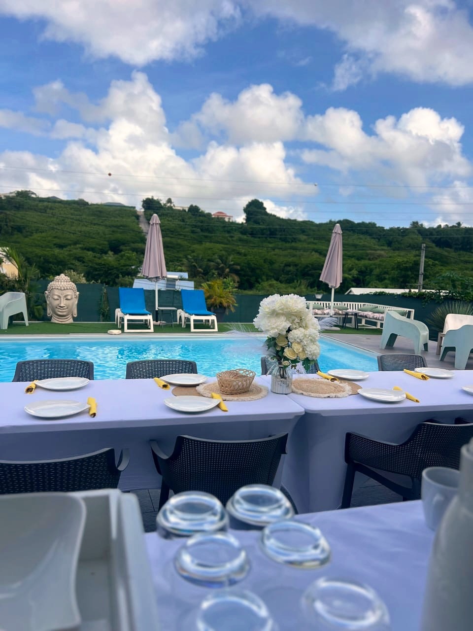 Soloyo · Work & Coffee — coworking au bord de la piscine – photo 2