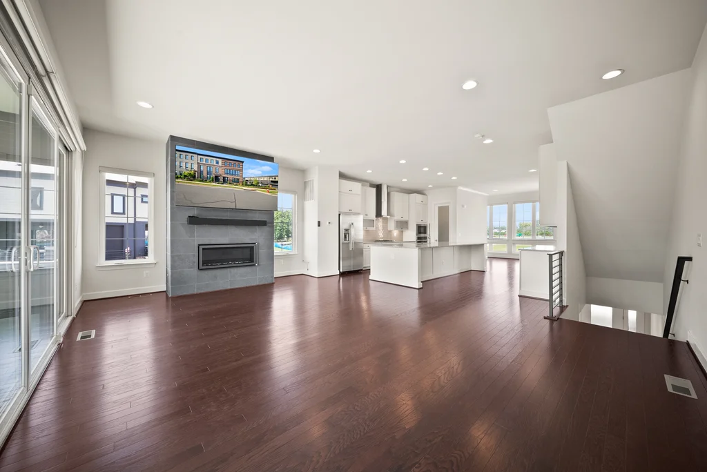 Living room with fireplace