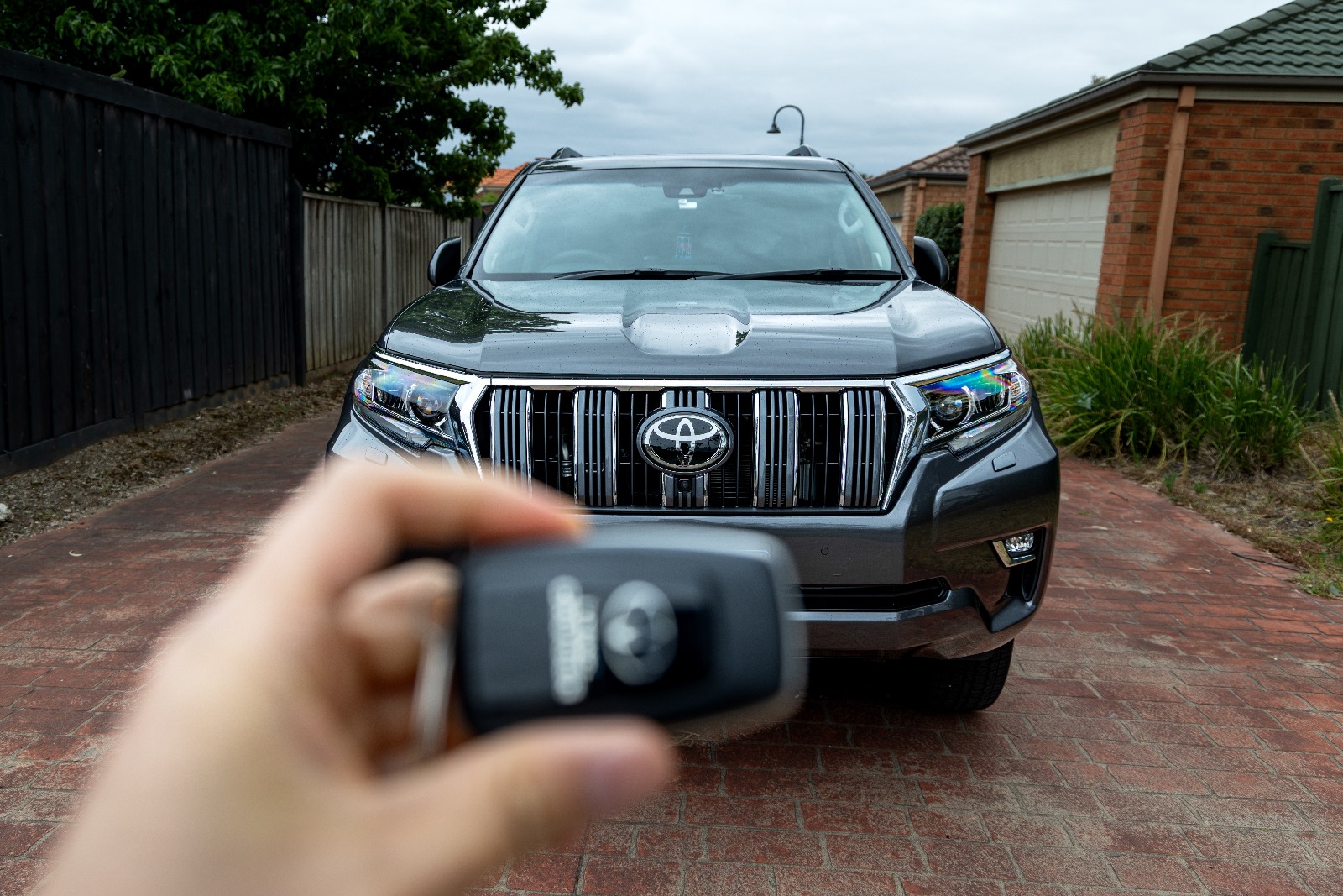 2021 TOYOTA PRADO KAKADU sold vehicle photo on CarNest